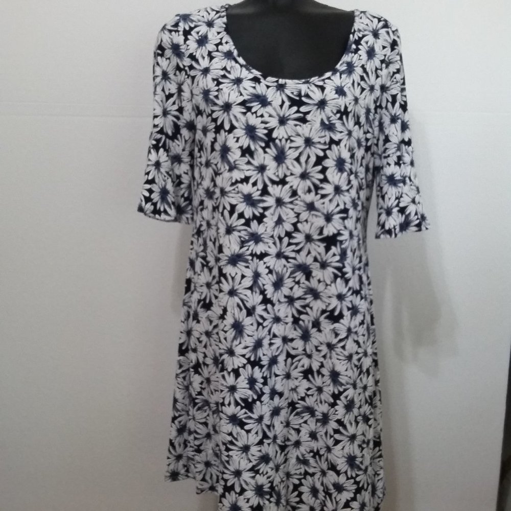 Ronni Nicole navy & white floral dress